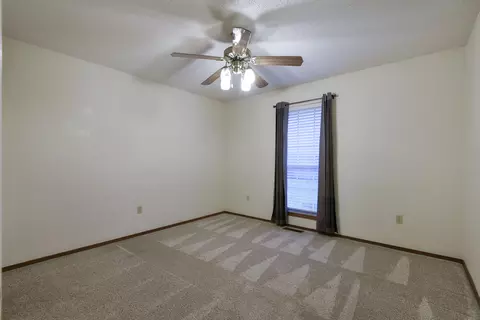 706 N 38 St, Nixa, MO 65714 photo 30