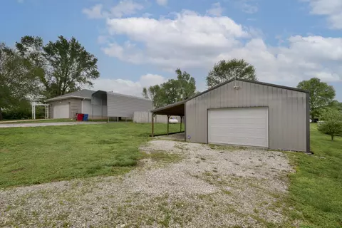 706 N 38 St, Nixa, MO 65714 photo 36