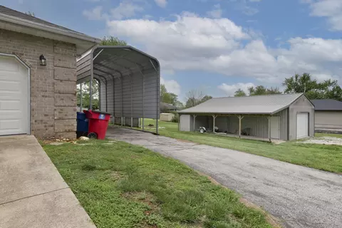 706 N 38 St, Nixa, MO 65714 photo 6