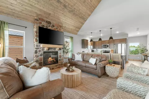 Living - 127 Summertime Ct, Branson, MO 65616 photo 1 of 3