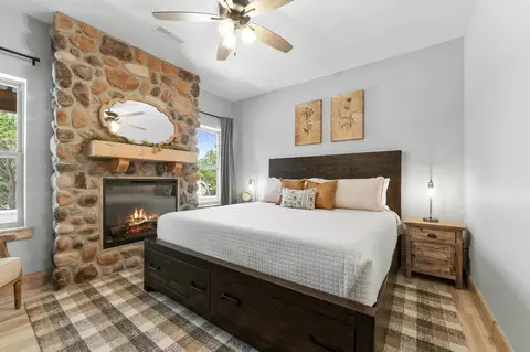 Bedroom - 127 Summertime Ct, Branson, MO 65616 photo 6 of 7