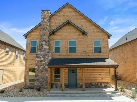 Exterior - 127 Summertime Ct, Branson, MO 65616 photo 1 of 14
