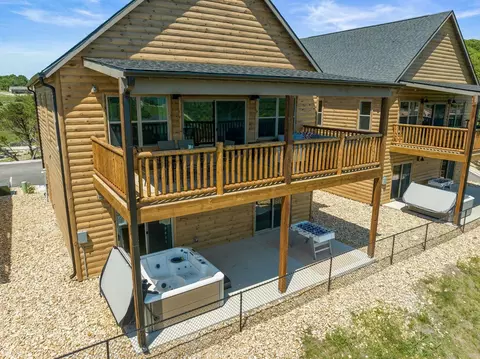 Exterior - 127 Summertime Ct, Branson, MO 65616 photo 4 of 14