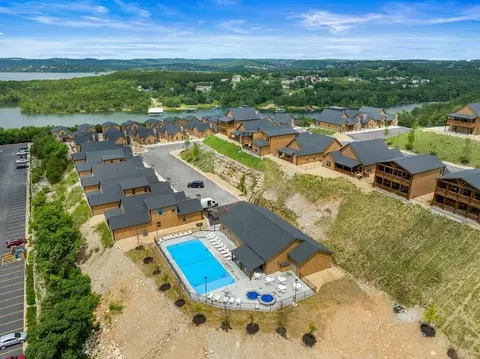Exterior - 127 Summertime Ct, Branson, MO 65616 photo 11 of 14