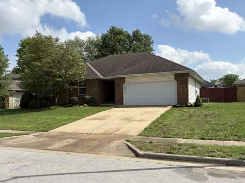 3242 W Mcclernon St, Springfield, MO 65803