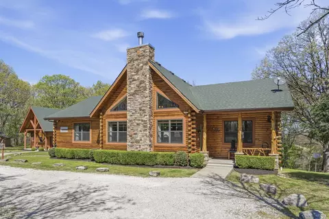 764 Jones Rd, Ridgedale, MO 65739