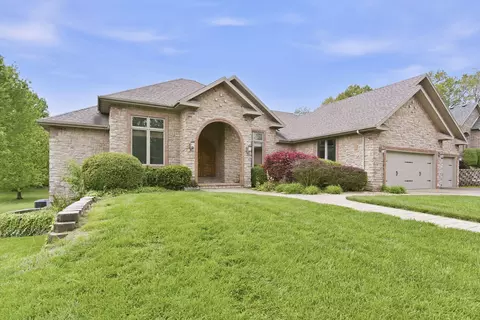 Exterior - 4202 Buttonwood Dr, Nixa, MO 65714 photo 3 of 9