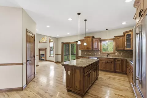 Kitchen - 4202 Buttonwood Dr, Nixa, MO 65714 photo 2 of 4