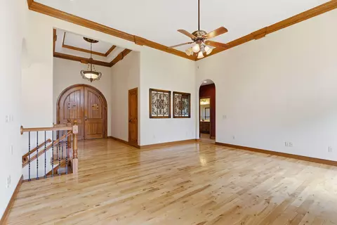 Living - 4202 Buttonwood Dr, Nixa, MO 65714 photo 4 of 7