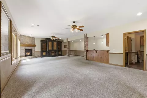 Living - 4202 Buttonwood Dr, Nixa, MO 65714 photo 5 of 7