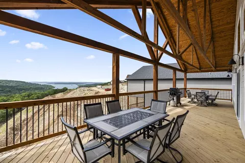 Exterior - 10 Shellie Ln, Branson, MO 65616 photo 1 of 7