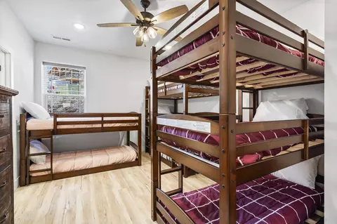 Bedroom - 10 Shellie Ln, Branson, MO 65616 photo 10 of 13