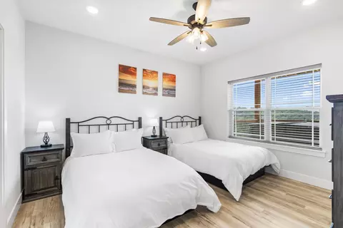 Bedroom - 10 Shellie Ln, Branson, MO 65616 photo 6 of 13