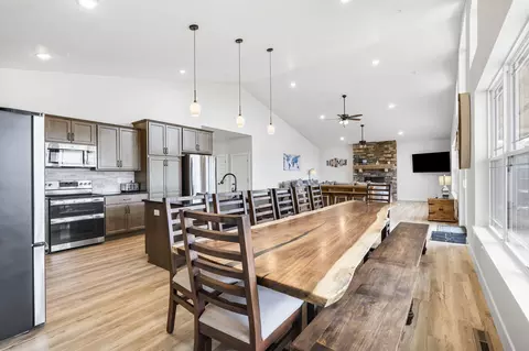 Dining - 10 Shellie Ln, Branson, MO 65616 photo 3 of 4