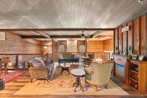 Living - 2907 Moon Valley Rd, Ozark, MO 65721 photo 4 of 4