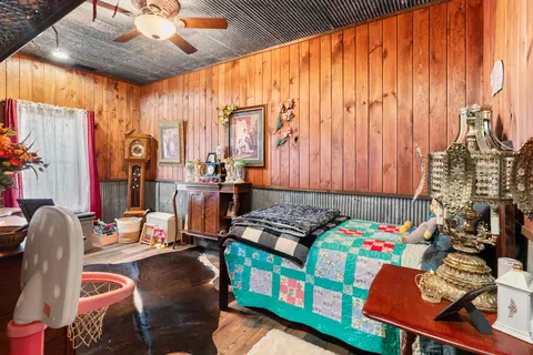 Bedroom - 2907 Moon Valley Rd, Ozark, MO 65721 photo 1 of 5