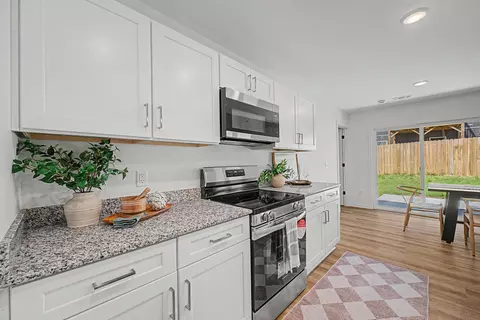1491 E Charlton St, Republic, MO 65738 photo 8