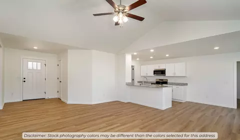 1395 E Charlton St, Republic, MO 65738 photo 3
