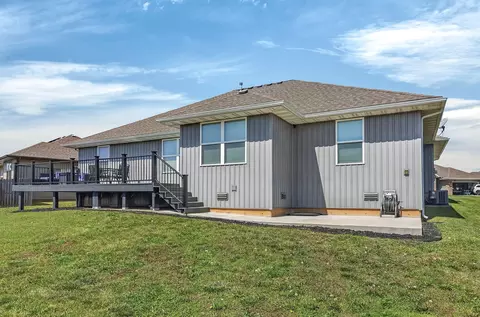 Exterior - 188 W Picardy St, Republic, MO 65738 photo 8 of 9