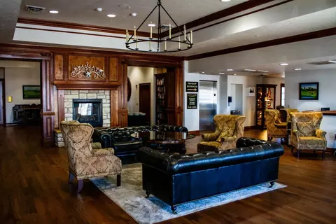 Living - 175 Avondale Dr #14, Branson, MO 65616 photo 4 of 4