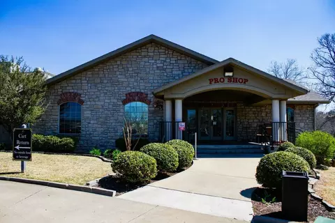 Exterior - 175 Avondale Dr #14, Branson, MO 65616 photo 11 of 12