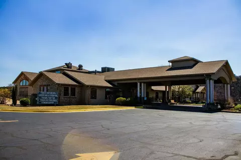 Exterior - 175 Avondale Dr #14, Branson, MO 65616 photo 10 of 12