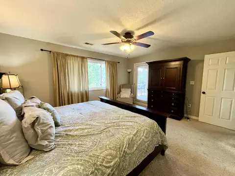 Bedroom - 175 Avondale Dr #14, Branson, MO 65616 photo 3 of 4