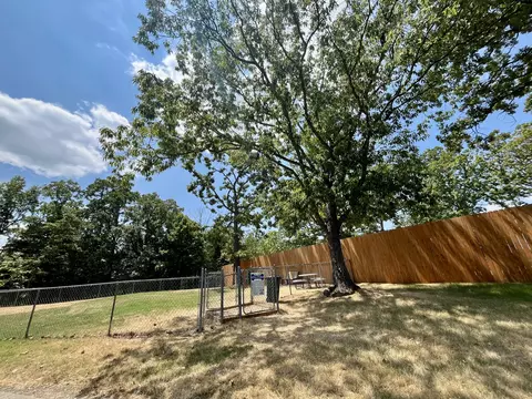 Exterior - 175 Avondale Dr #14, Branson, MO 65616 photo 9 of 12