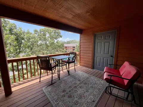 Exterior - 175 Avondale Dr #14, Branson, MO 65616 photo 4 of 12