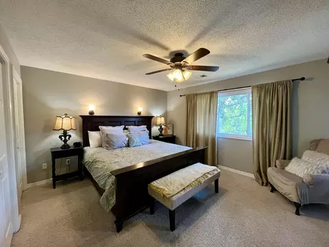 Bedroom - 175 Avondale Dr #14, Branson, MO 65616 photo 2 of 4