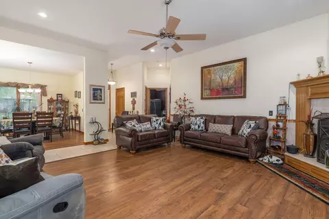 Other - 3848 W Suzanne St, Battlefield, MO 65619 photo 1 of 5