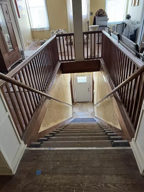 Entry Way - 7637 North St, Seligman, MO 65745 photo 5 of 5