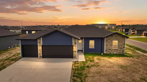 109 Bailey Dr, Mount Vernon, MO 65712