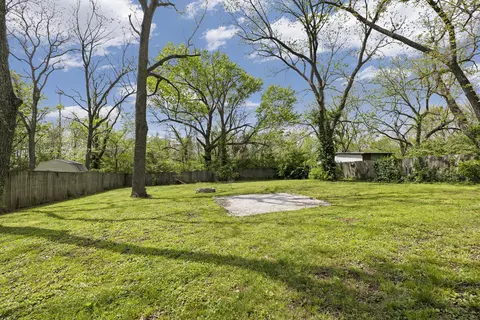 Exterior - 1237 S Brite Ave, Springfield, MO 65807 photo 5 of 5