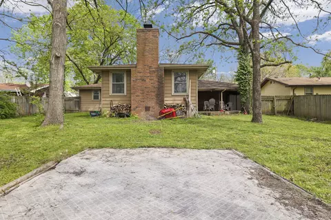 Exterior - 1237 S Brite Ave, Springfield, MO 65807 photo 3 of 5