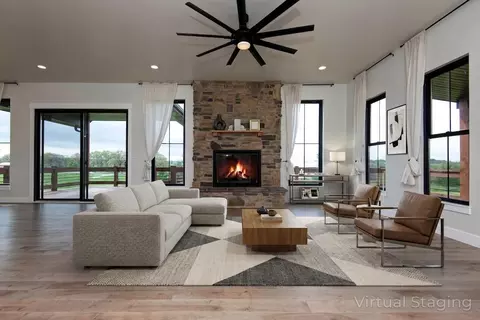 Living - 1840 Tennessee Rd, Ozark, MO 65721 photo 2 of 8