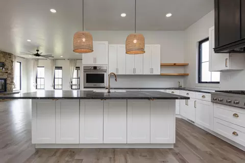 Kitchen - 1840 Tennessee Rd, Ozark, MO 65721 photo 1 of 8