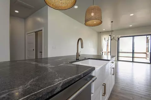 Kitchen - 1840 Tennessee Rd, Ozark, MO 65721 photo 6 of 8