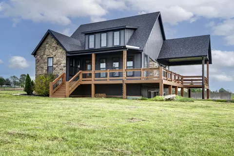 Exterior - 1840 Tennessee Rd, Ozark, MO 65721 photo 9 of 17