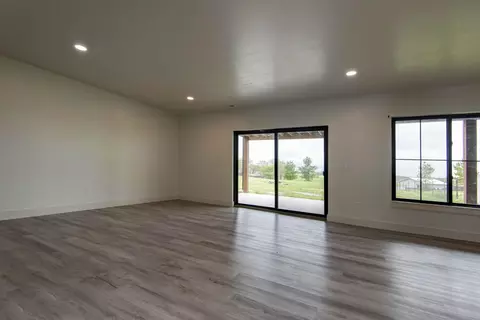 Living - 1840 Tennessee Rd, Ozark, MO 65721 photo 5 of 8
