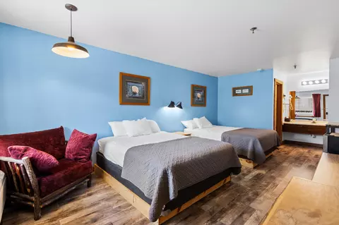 982 Indian Point Rd #228, Branson, MO 65616