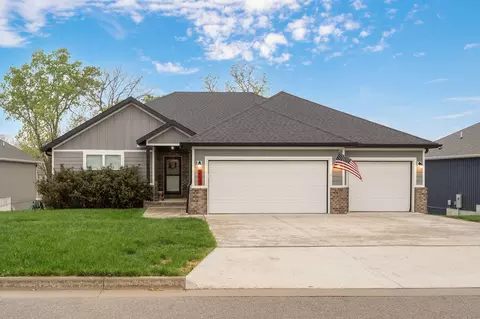 2123 Bull Run Rd, Ozark, MO 65721
