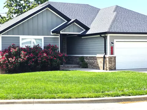 Exterior - 2123 Bull Run Rd, Ozark, MO 65721 photo 3 of 11
