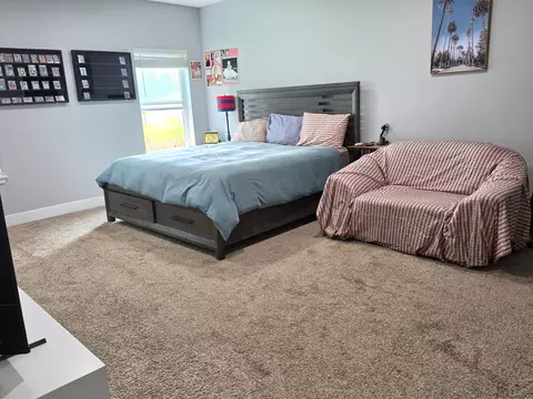Bedroom - 2123 Bull Run Rd, Ozark, MO 65721 photo 3 of 4