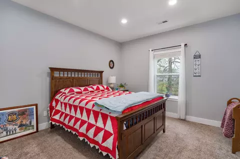Bedroom - 2123 Bull Run Rd, Ozark, MO 65721 photo 4 of 4
