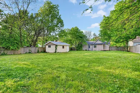 Exterior - 154 E Brooks St, Republic, MO 65738 photo 4 of 5