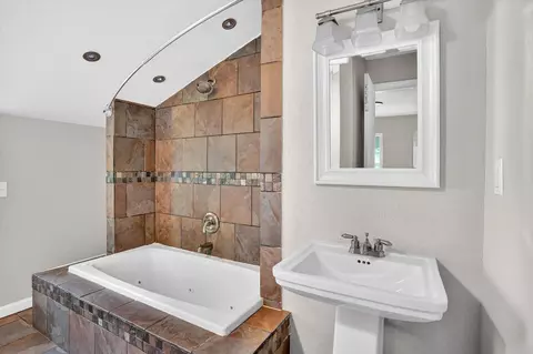 Bath - 154 E Brooks St, Republic, MO 65738 photo 1 of 2