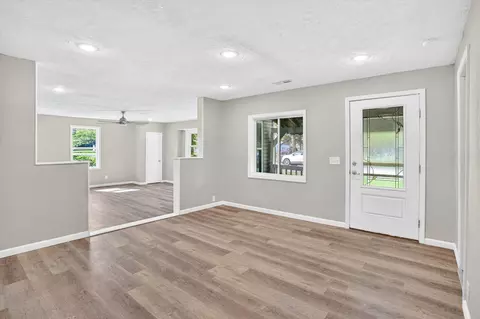 Living - 154 E Brooks St, Republic, MO 65738 photo 1 of 3