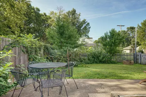 Exterior - 1462 E Mcdaniel St, Springfield, MO 65802 photo 10 of 13