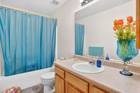Bath - 548 N Jester Ave, Republic, MO 65738 photo 1 of 2